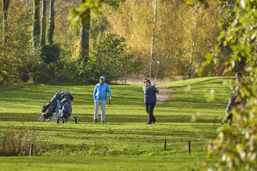 9 holes shortgolf (PAR 3)