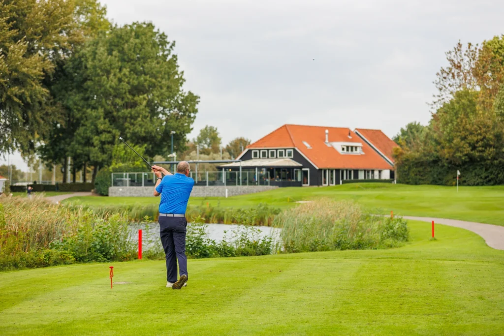9 | 18 holes (grote baan)