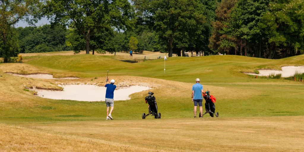 9 holes: shortgolf (PAR 3 | 4)